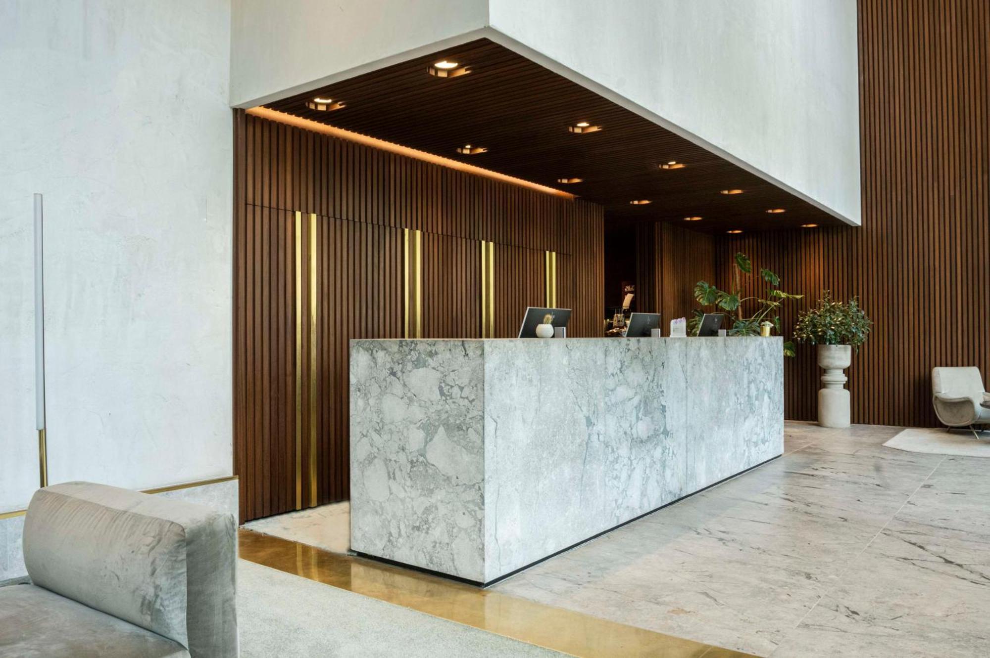 Hilton Garden Inn Tbilisi Chavchavadze Exteriör bild